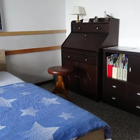 Guestroom With Wide View And Pool Near City Side, 2Nd Guest With Extra Bed Possible-2